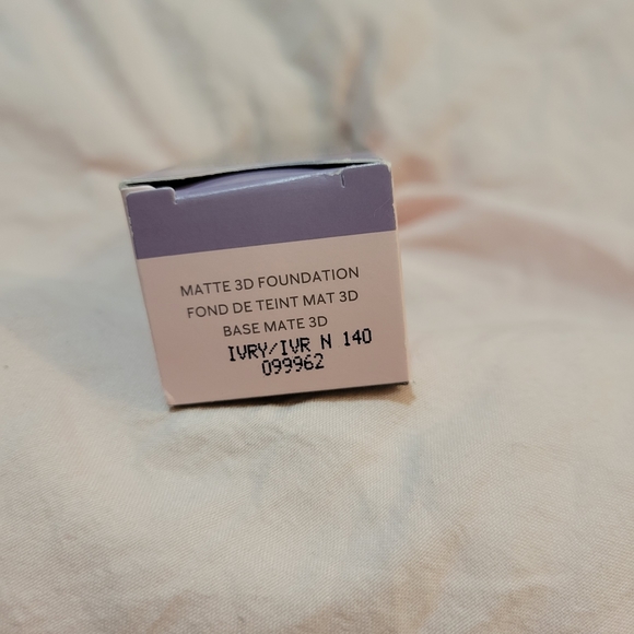NIB Mary Kay TimeWise matte 3D foundation - Picture 4 of 5